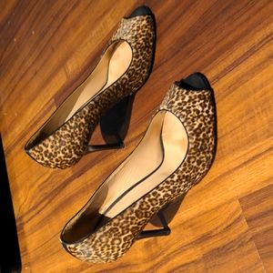 Longchamp Ponyhair Animal Print Pumps size 38 7